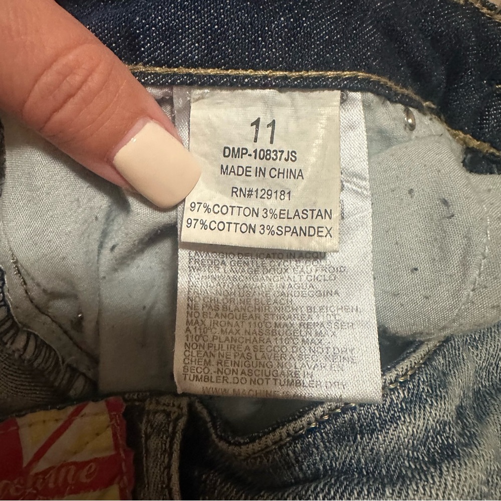 Machine Distressed Rhinestone Ripped Low Rise Cut Off Crop Stretch Jeans Sz 11. - Picture 7 of 10